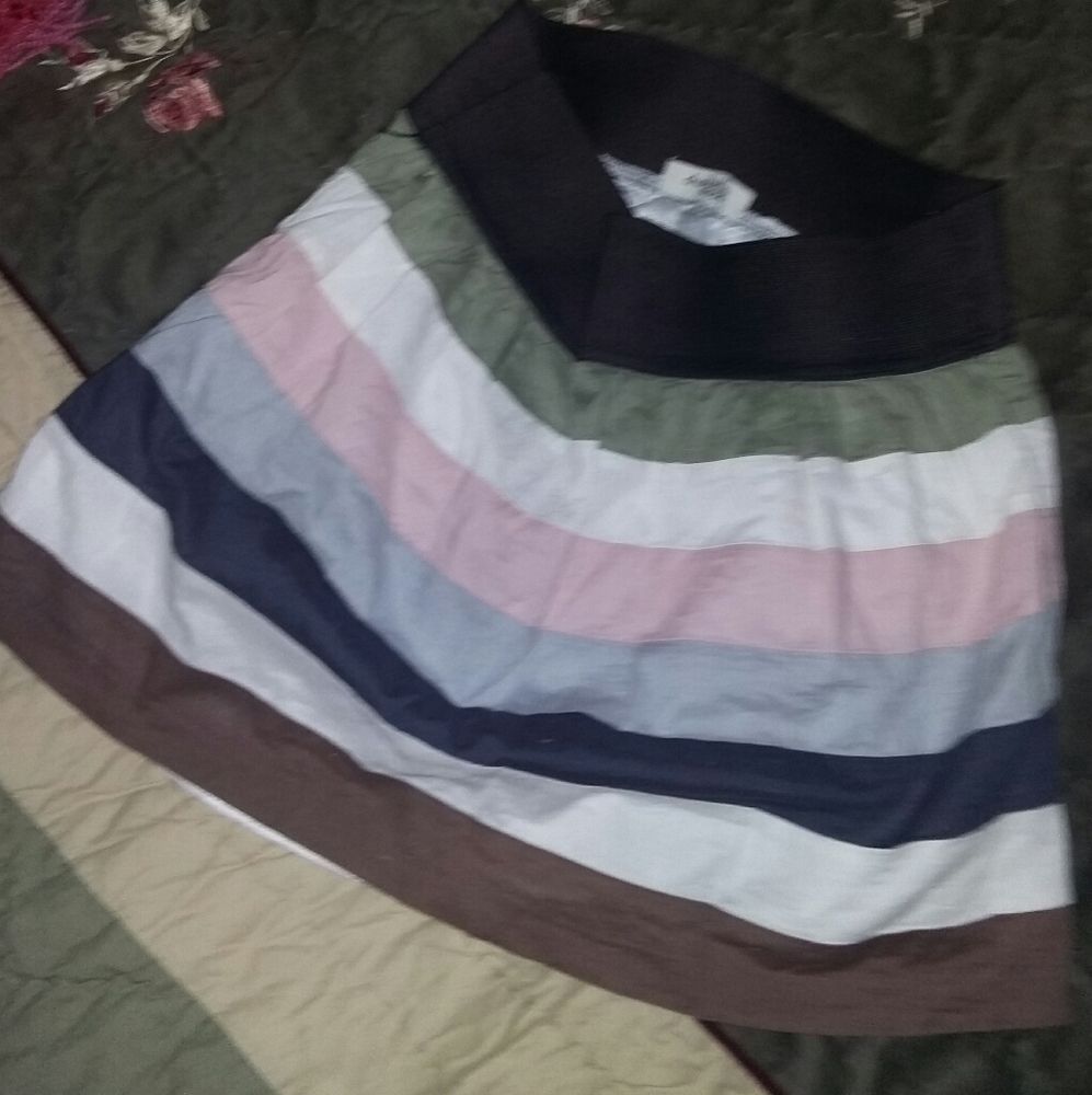 Charlotte Russe skirt eight colored stripe